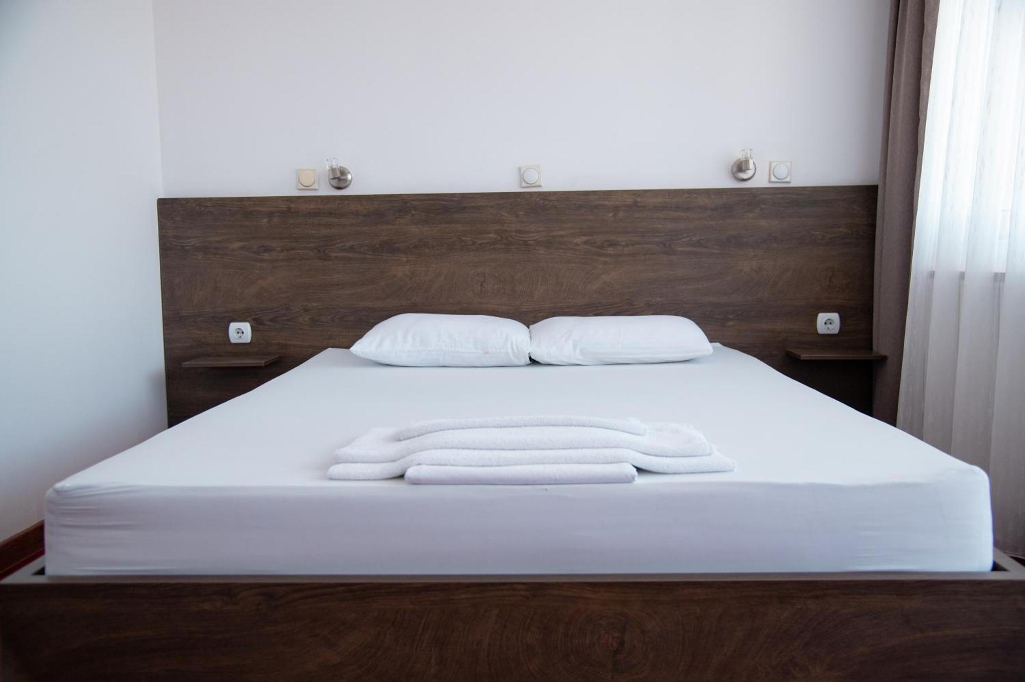 Hotel Istatov Nov Dojran ภายนอก รูปภาพ