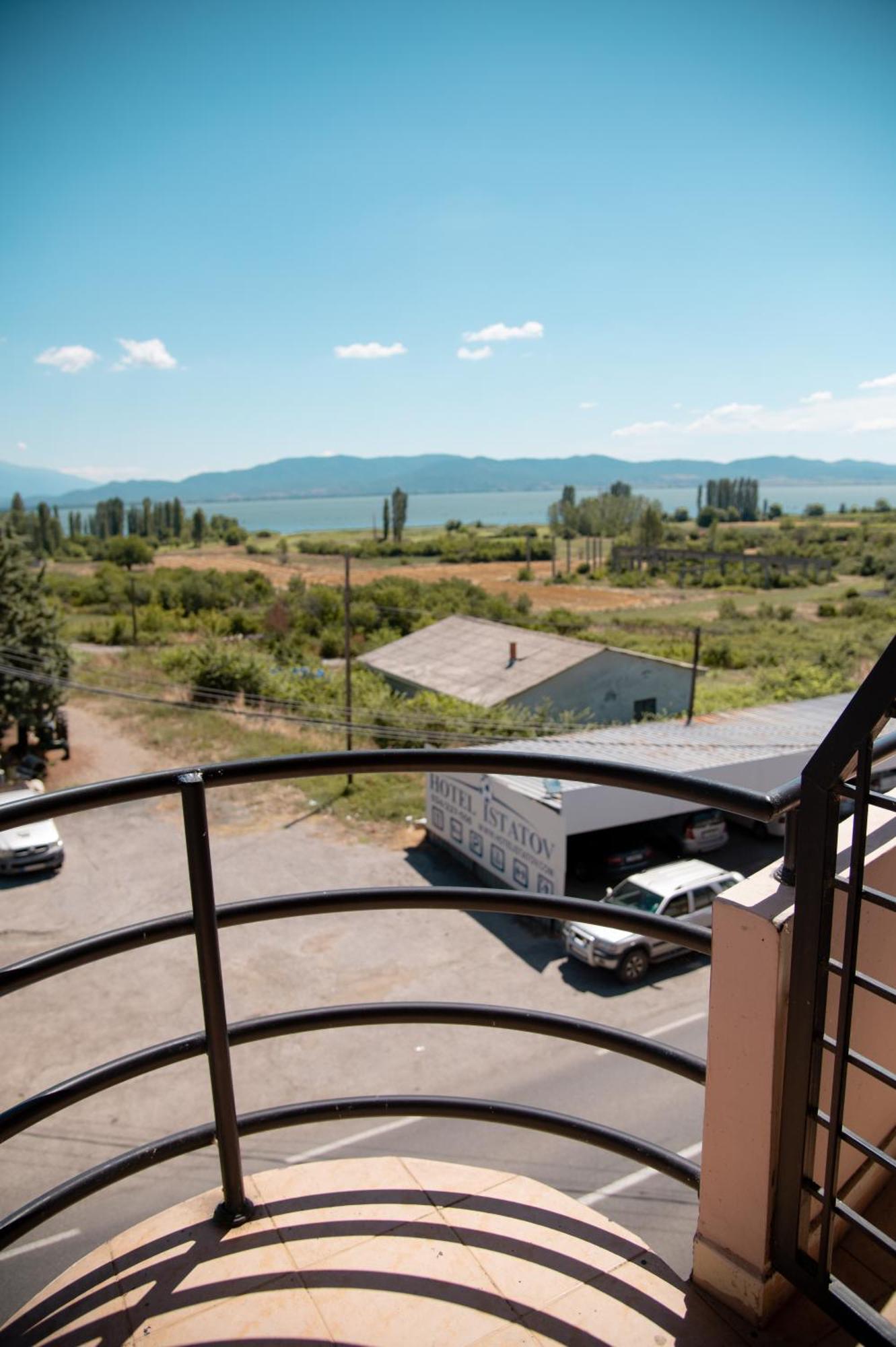 Hotel Istatov Nov Dojran ภายนอก รูปภาพ
