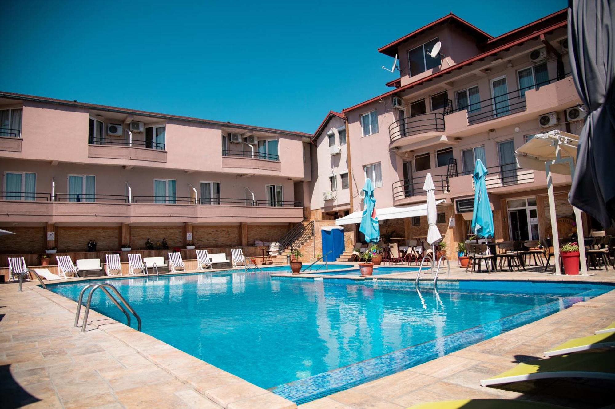 Hotel Istatov Nov Dojran ภายนอก รูปภาพ