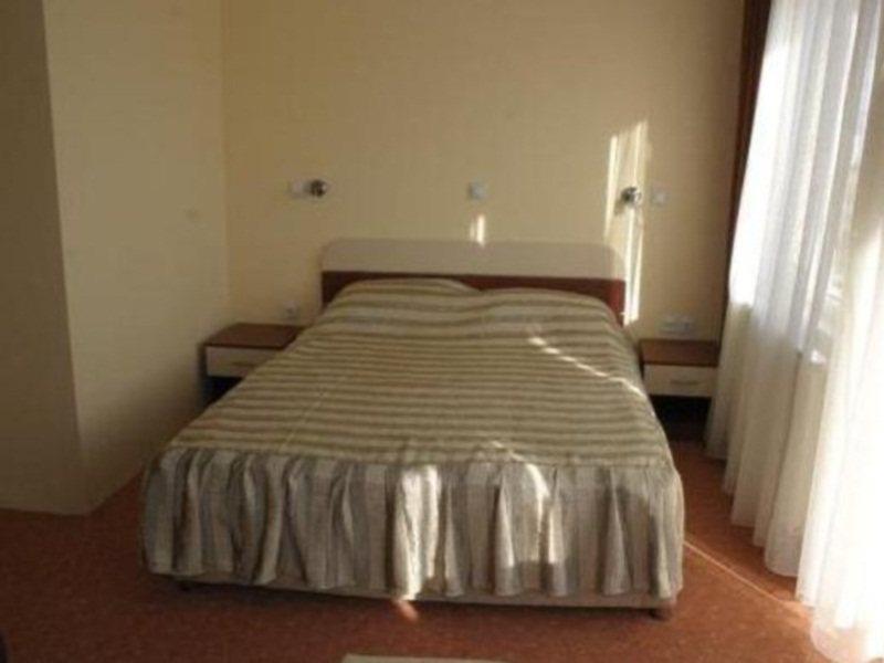 Hotel Istatov Nov Dojran ภายนอก รูปภาพ